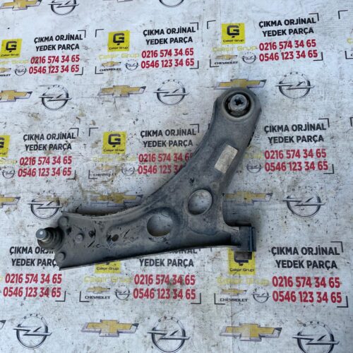 OPEL CORSA F SAĞ SALINCAK  ÇIKMA SÖKME YEDEK PARÇA