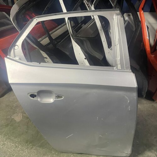 OPEL CORSA F SAĞ ARKA KAPI  ÇIKMA SÖKME YEDEK PARÇA