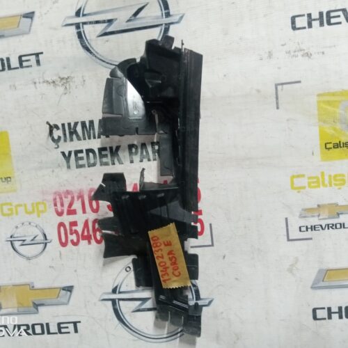 OPEL CORSA E RADYATÖR HAVA YÖNLENDİRME BAKALİTİ OEM 13402380 ÇIKMA SÖKME YEDEK PARÇA