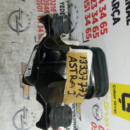 OPEL ASTRA J 2009 – 2020 HAVA FİLTRE ALT GİRİŞ BORUSU OEM 13337772